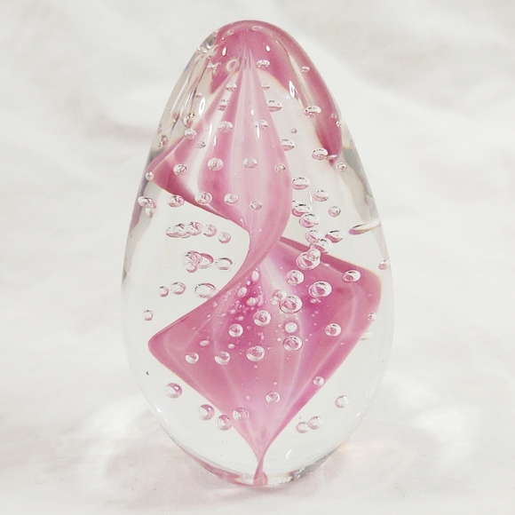 Pair of Glass Eye Studies Hand-Blown Art Glass Pink Egg Paperweights - Picture 4 of 7